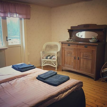 Bed and Breakfast Viktors Affaershus Atran Exterior foto